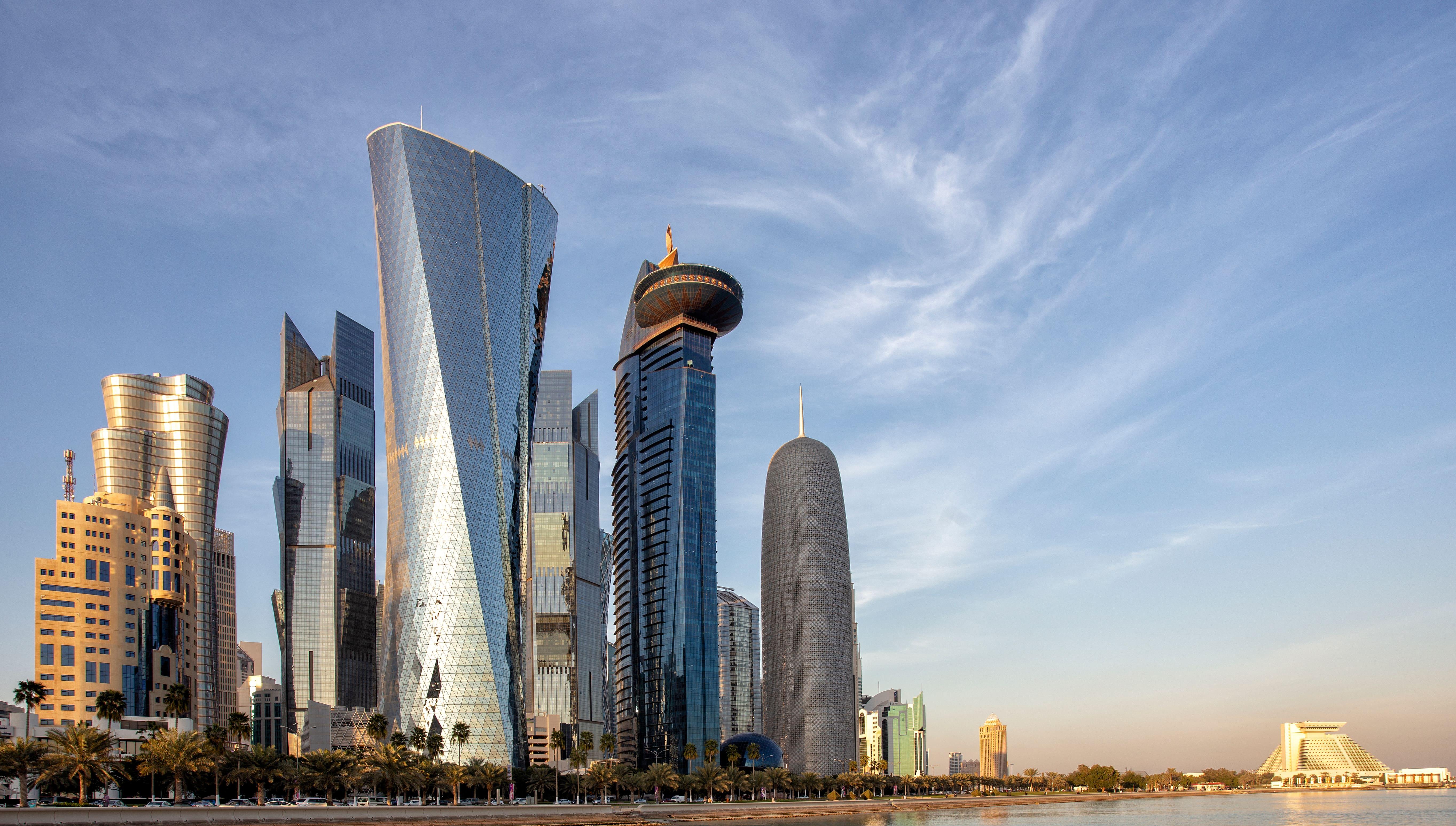 Apartment hotel in Doha, view on the buildings